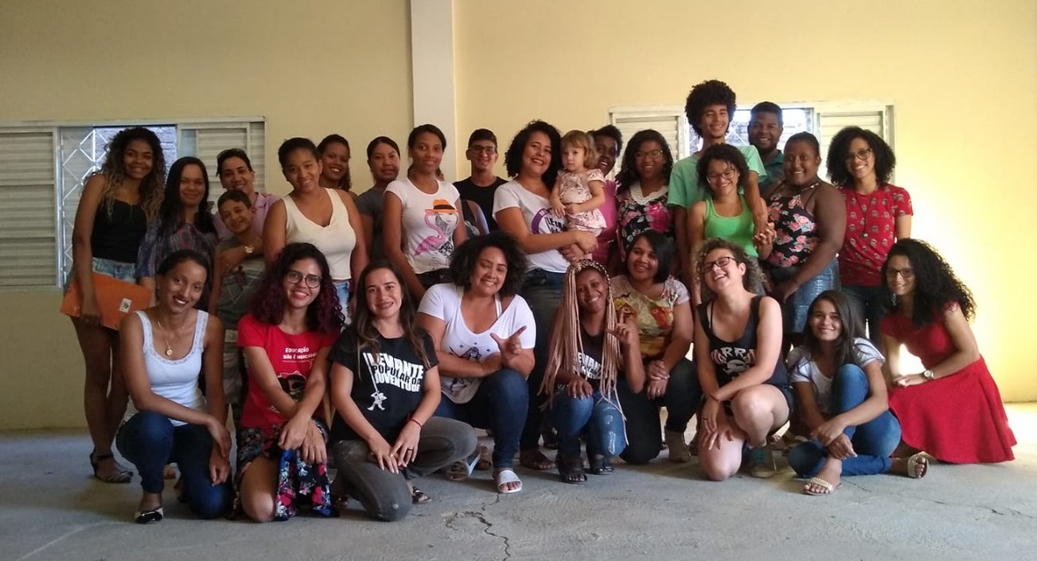 Curso pré-vestibular beneficia estudantes em Urandi